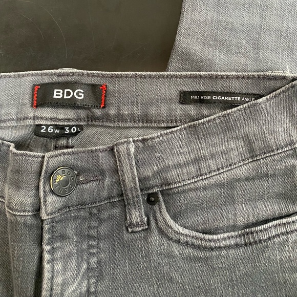Faded gray BDG jeans - Picture 4 of 4